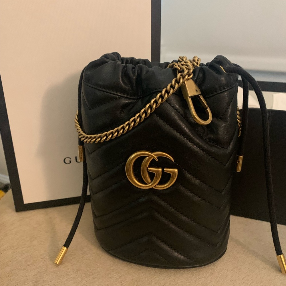 Authentic Gucci Marmont mini bucket bag